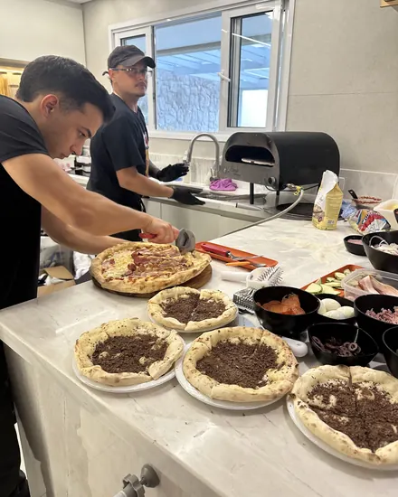 Pizzas doces de chocolate prontas para servir