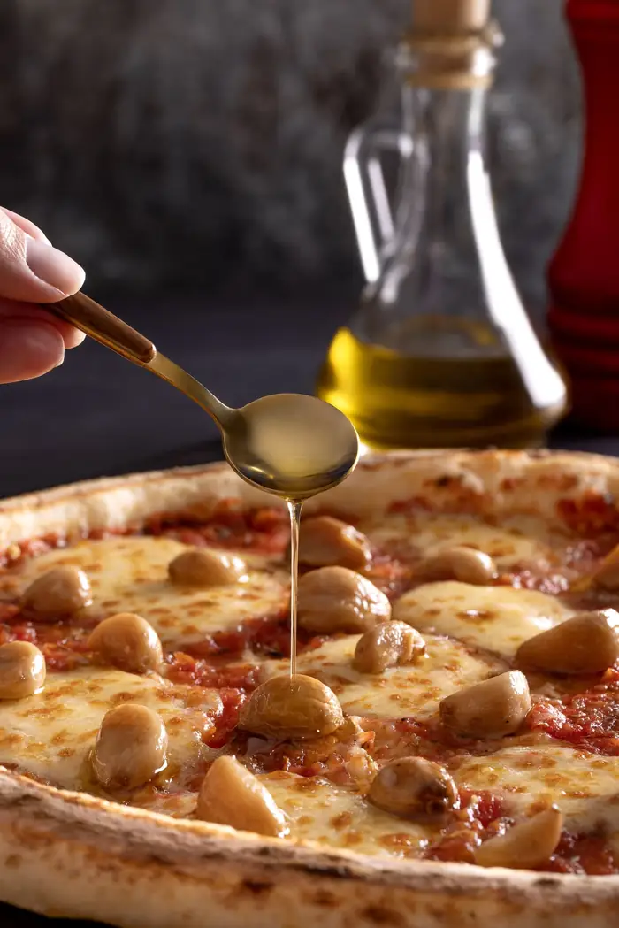 Pizza artesanal servida em casamento